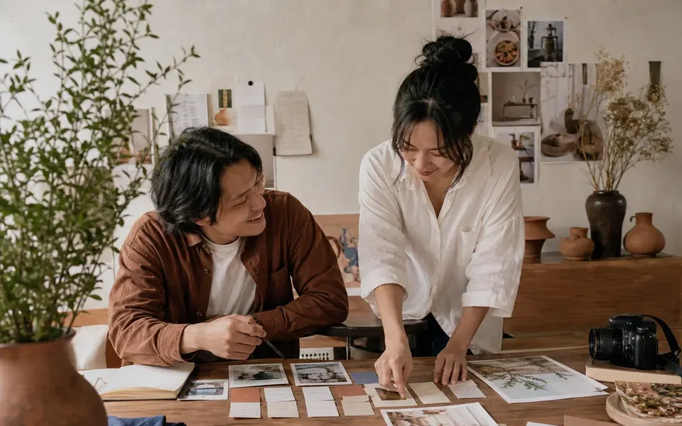 Giao diện demo HẸN ĐĂNG Social — Một lịch chung, mỗi kênh một bản đúng